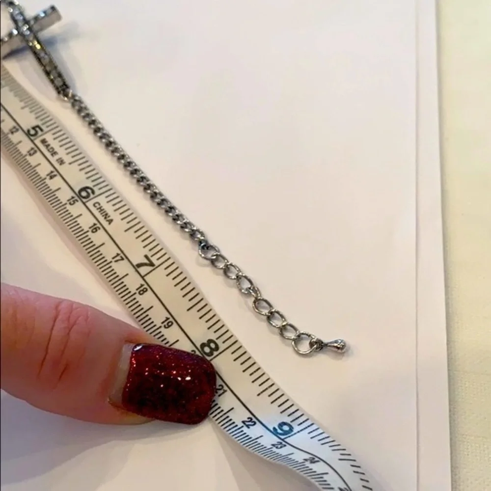 💐5/25 simple floating rhinestone silver cross